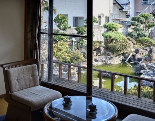 *［庭側和室一例］