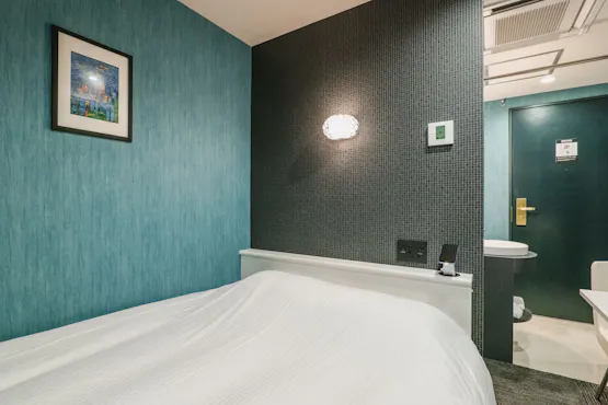 【淋浴間】標準雙人房禁菸