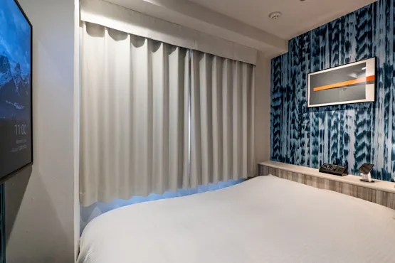 【附浴缸】寬大雙人床禁菸