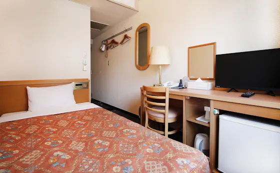 ห้องพักเดี่ยว【เตียงกว้าง 110 ซม. 1 เตียง】