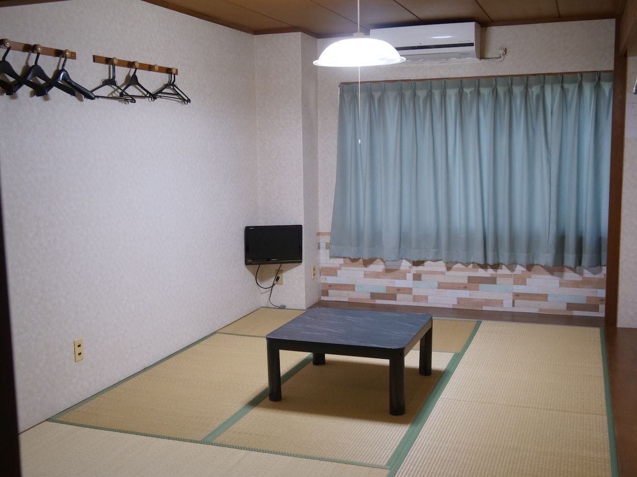 Kobe Guest House