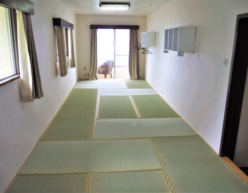 ★アメニティ★歯ブラシ、くし、髭剃りなど