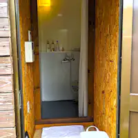 공용 샤워룸 완비 (총 2실)