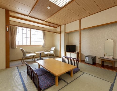 【和室10畳】