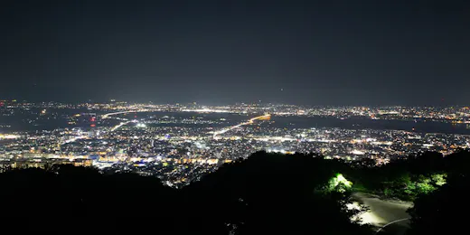 眉山海月