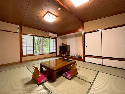【ห้องพัก】คิริโมะ ห้องสไตล์ญี่ปุ่น 10 เสื่อทาทามิ พร้อมห้องน้ำ