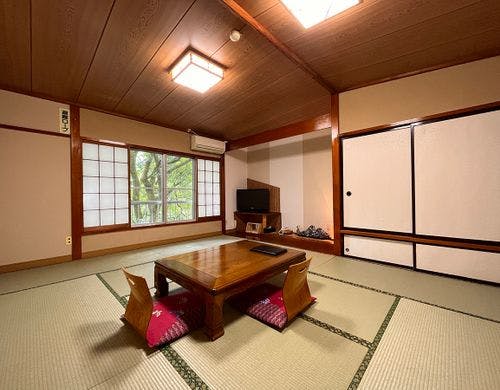 【客室】きりも　和室10畳トイレ付き