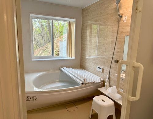 大きなバスが特徴