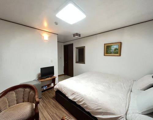 【客室】ダブル★シャワー・トイレ付き*