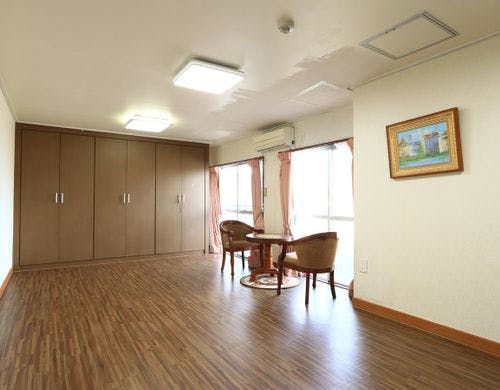 【客室】洋室布団６名★シャワー・トイレ付