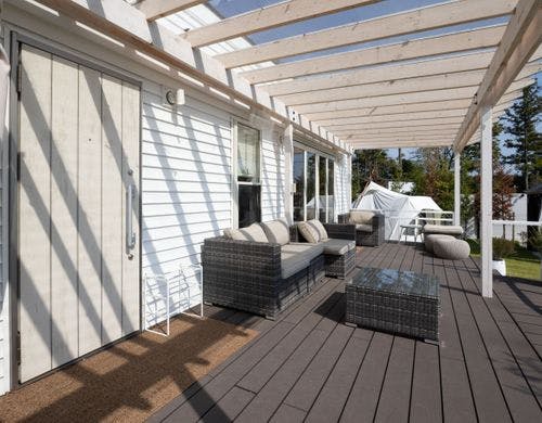 お部屋外観一例（トレーラ－ハウス）