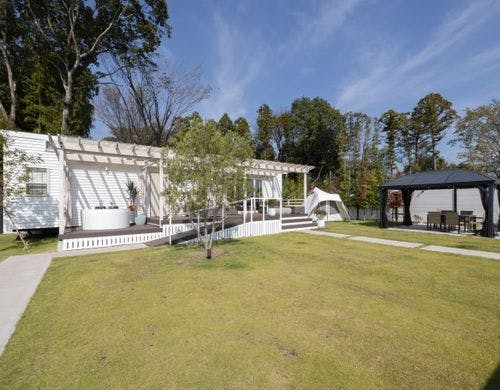 外観一例（トレーラーハウス）