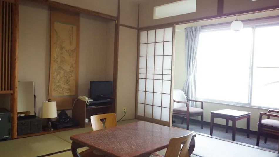 Fujiyaryokan Inn by Lake Nojiri