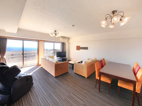 【Contoh Kamar Deluxe】