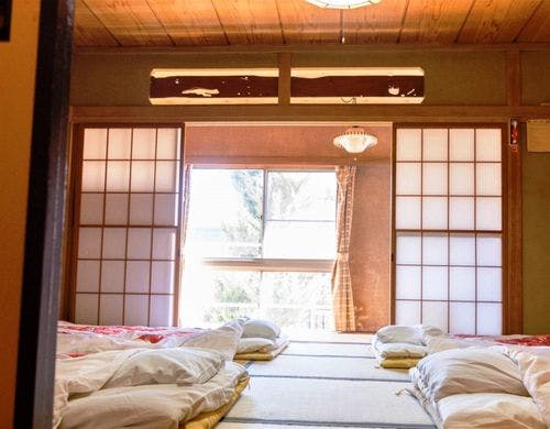 【個室】4名様まで泊まれる広め和室