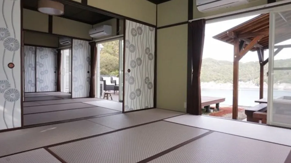 Tsubaki House