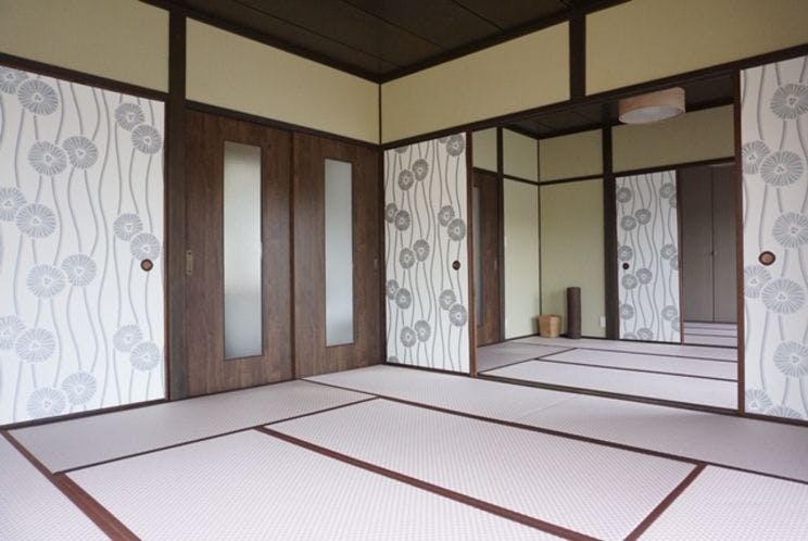 Tsubaki House