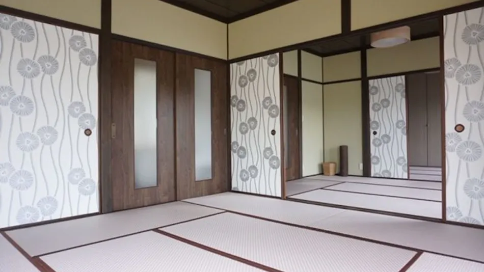 Tsubaki House