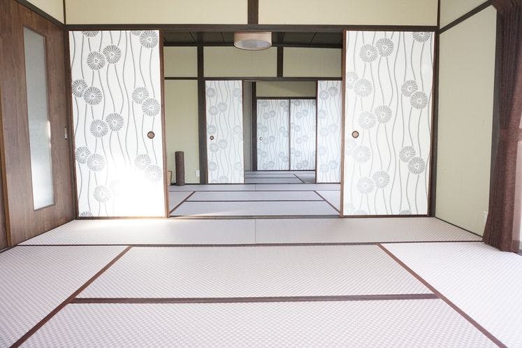 Tsubaki House