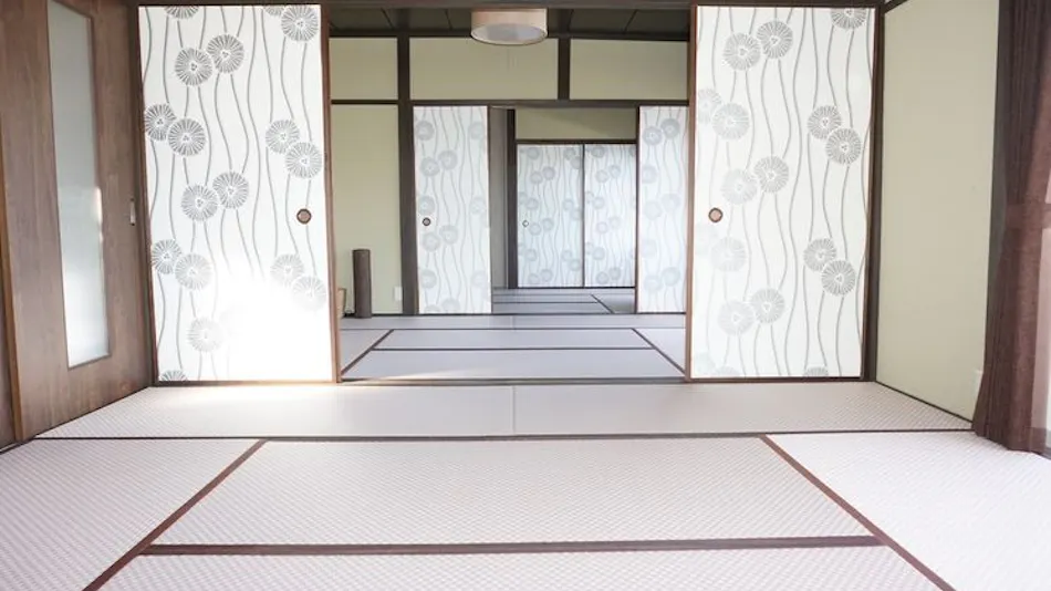 Tsubaki House