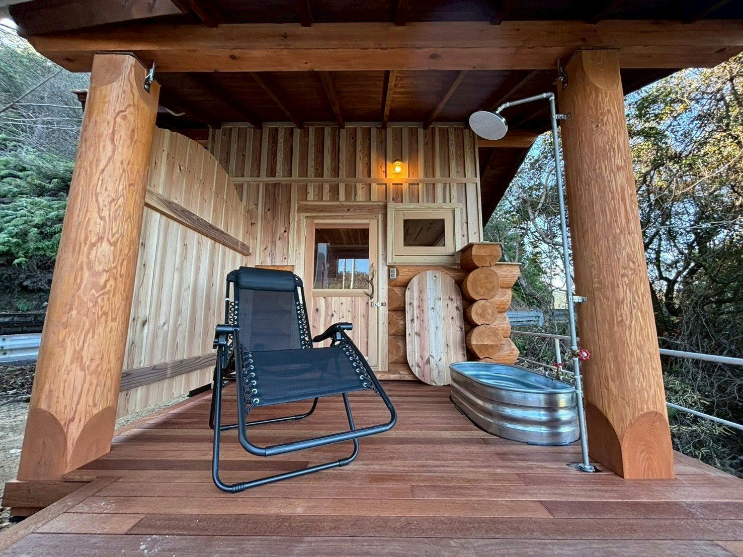 Tsubaki House