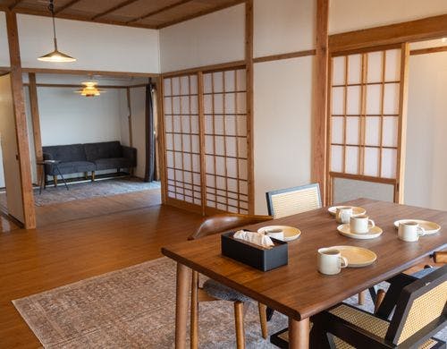 部屋からは海が一望できます。