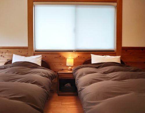 洋室8畳【カトレア】