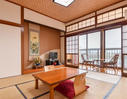 *お部屋/目の前に海がご覧いただけます。