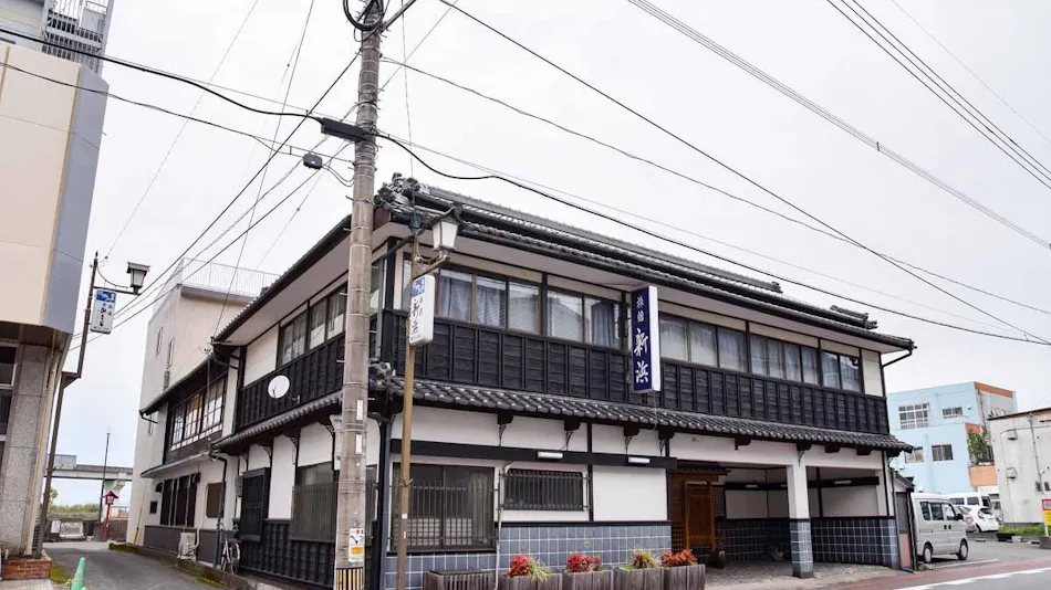 Shinhama Ryokan
