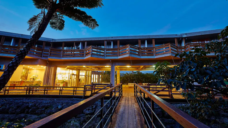 Iriomote Island Jungle Hotel Painumaya