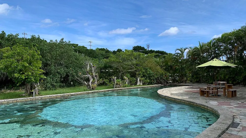Iriomote Island Jungle Hotel Painumaya