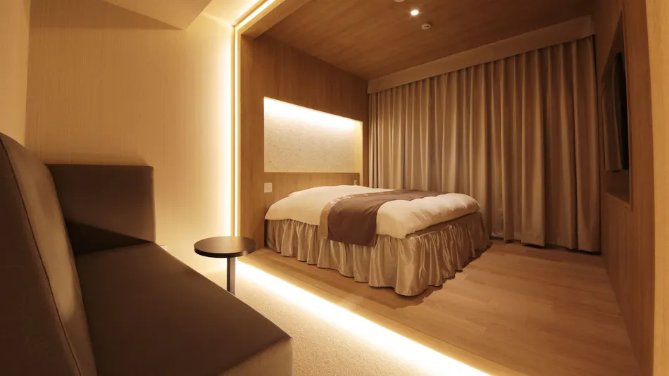 N HOTEL