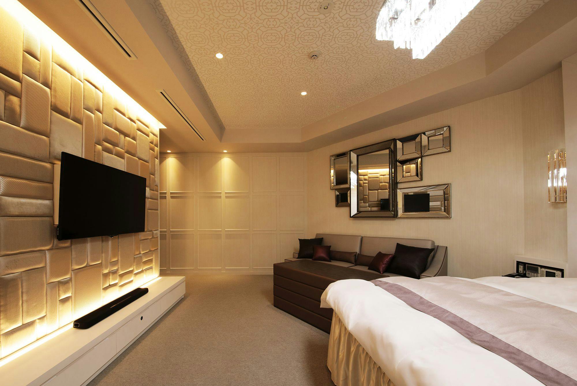 N HOTEL
