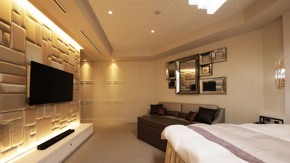 N HOTEL