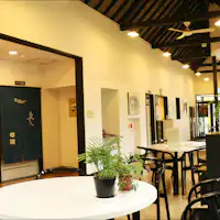 【ภายในอาคาร】พื้นที่อิสระ