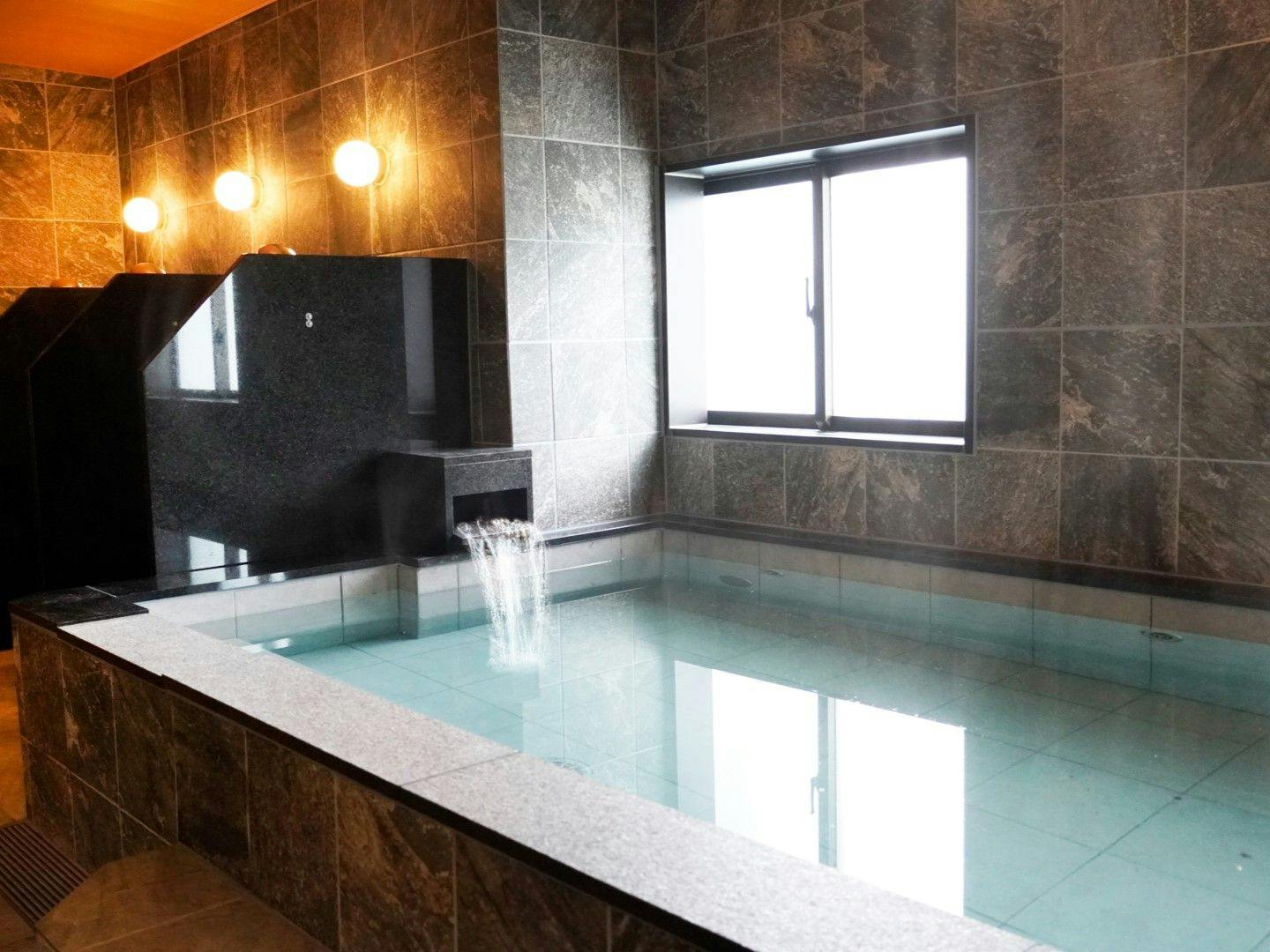 대욕장 '아지사이노유'