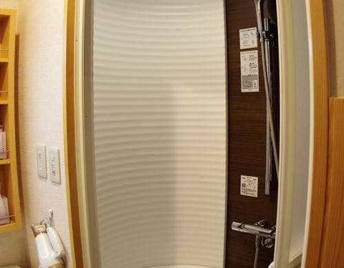 徳と信のシャワーブース（バスタブ無し）