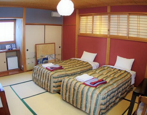 2階客室　信の間　畳敷きの和のしつらえ