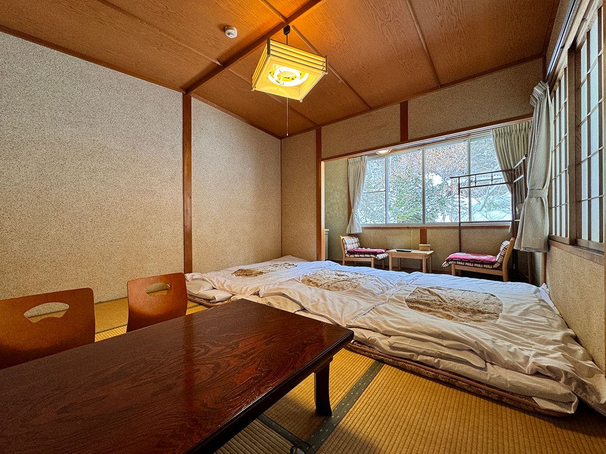 ห้องพักแบบญี่ปุ่น 8 เสื่อ ท่ามกลางบรรยากาศปลอดบุหรี่