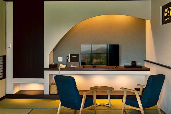 【晓】榻榻米的清香与床的温暖