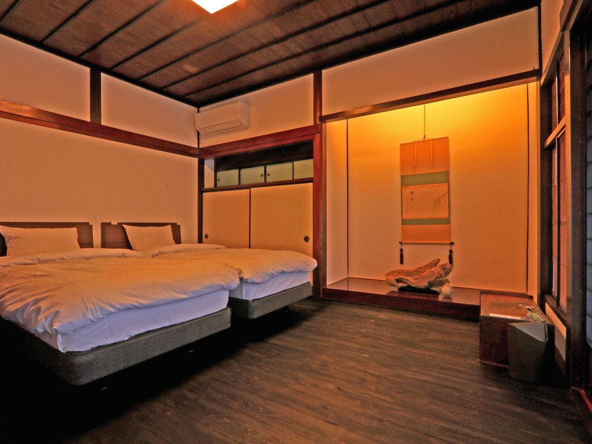 Yashio Inn in the Port Town