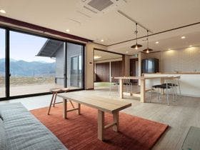 Ｒｅｔｒｅａｔ　了美　七ツ森