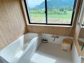 Ｒｅｔｒｅａｔ　了美　七ツ森