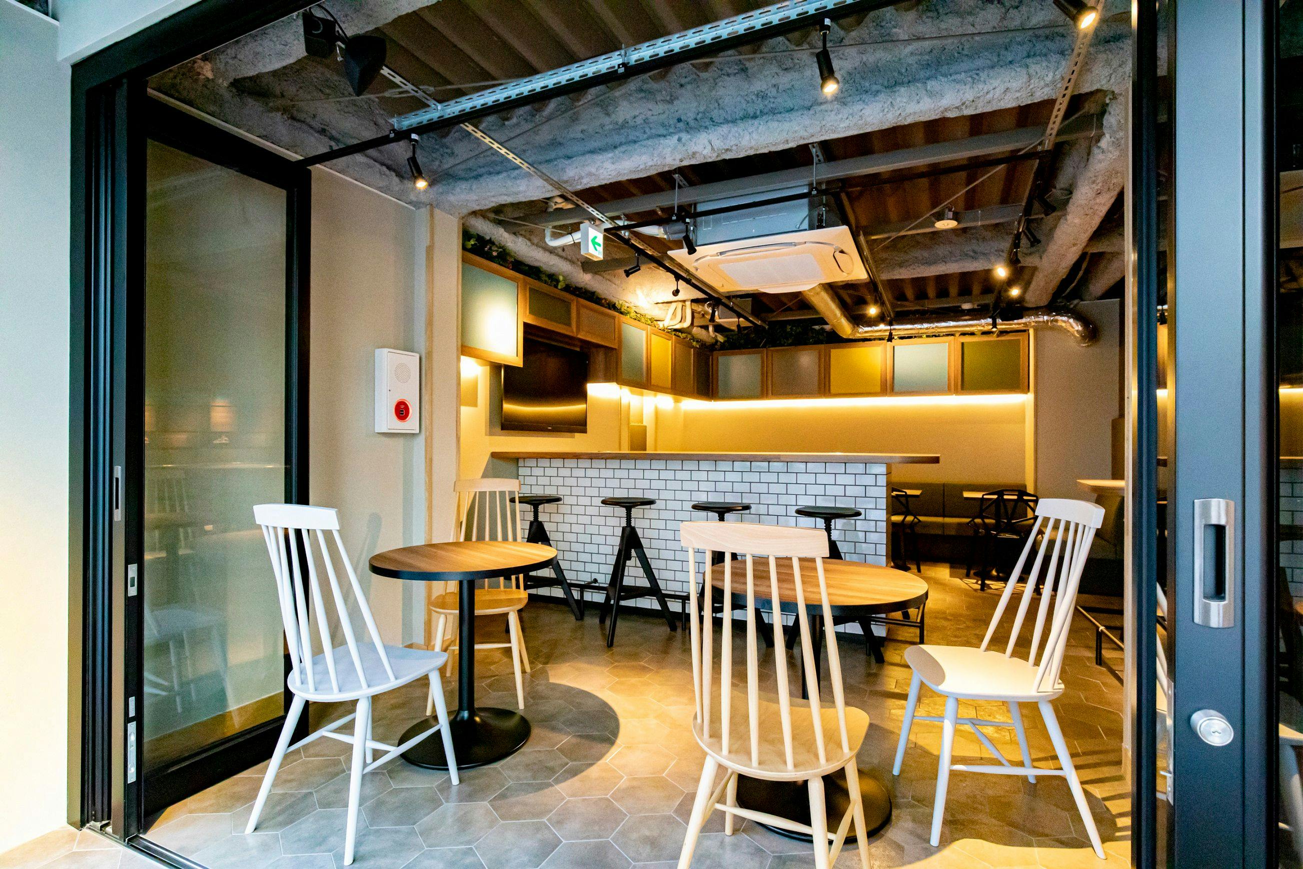 UNDER RAILWAY HOTEL AKIHABARA