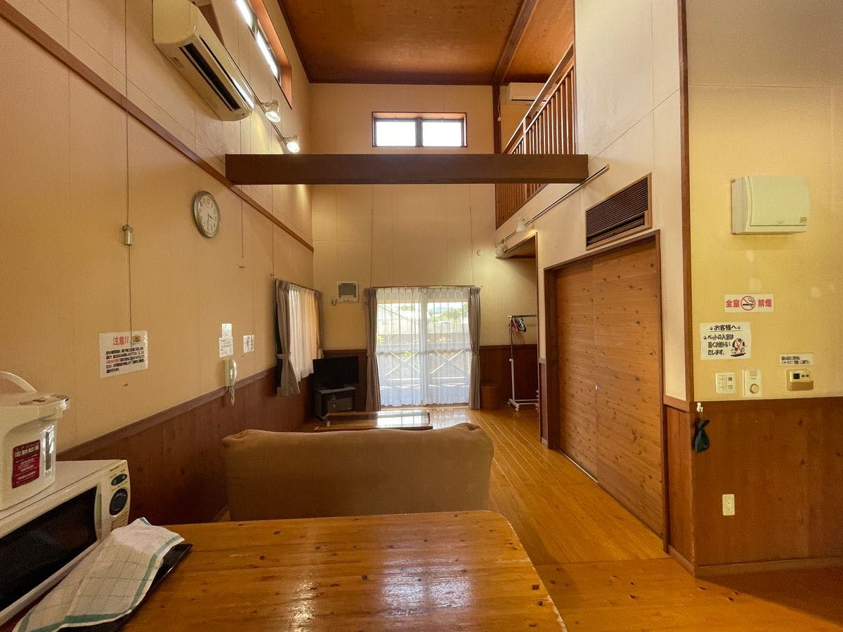 【ห้องสไตล์ตะวันตก / 21.9 ตร.ม.】ห้องใต้หลังคา