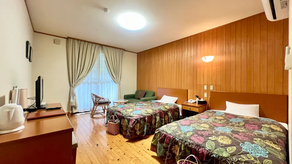 Hosenbo Lodge