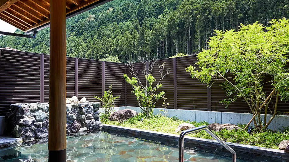 Hosenbo Lodge