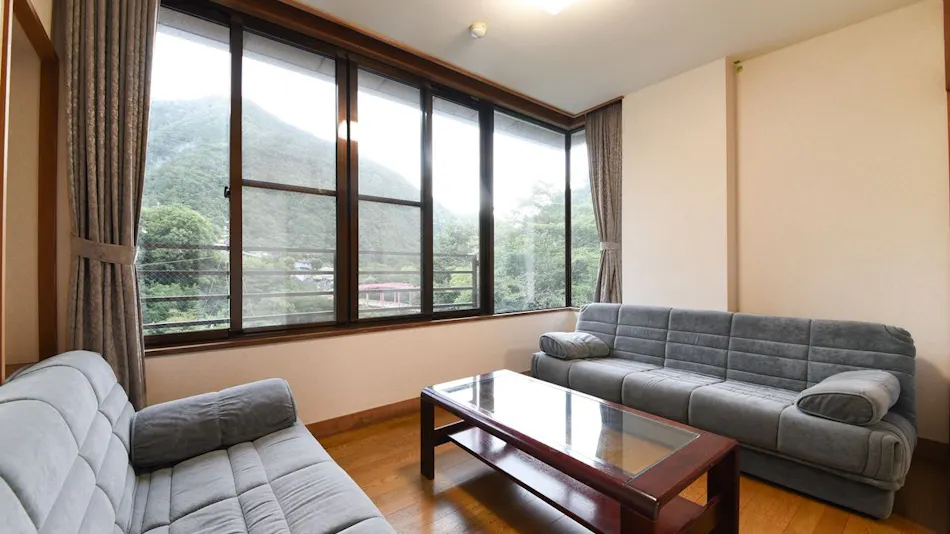 Ashiyasu Onsen Iwaenkan