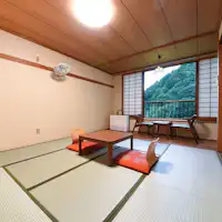 ห้องสไตล์ญี่ปุ่นในอาคารหลัก 8-12 เสื่อทาทามิ พร้อมห้องน้ำ (ไม่มีอ่างล้างหน้า)