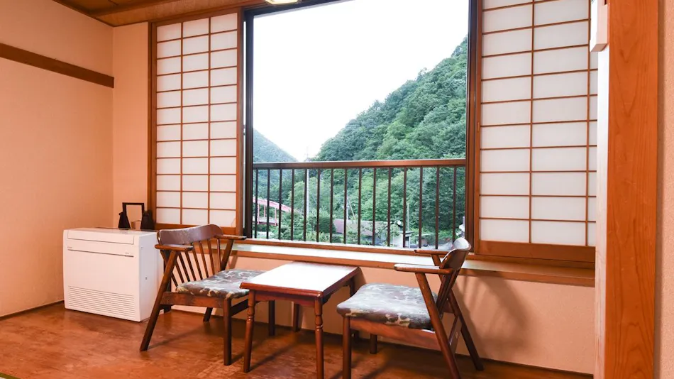 Ashiyasu Onsen Iwaenkan